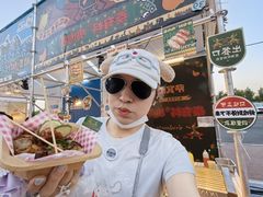 -枫叶小镇奥特莱斯