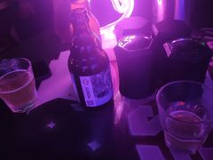 -UP嘻哈酒吧(粉巢店)