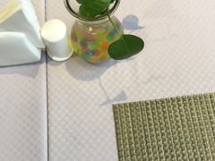 -西安大雁塔科技大学地铁站亚朵酒店