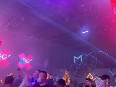 -MEGA PARTY CLUB