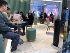 -奈雪的茶(亨特国际广场店)