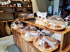 -沁屋面包店(人民东路店)