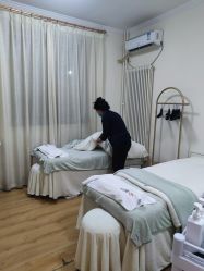 -苗方清颜专业祛痘连锁机构