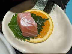 -雍容荟帝王蟹活龙虾展台自助(IFS黑金店)