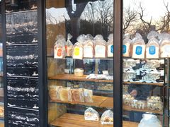 面包甜点陈列柜-苹果花园(桂林路店)
