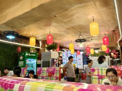 -人民公社铁锅炖·东北菜(卫国道店)