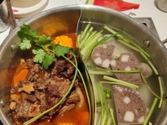 特色锅底-牛焱·贵州黄牛肉火锅(城西银泰店)