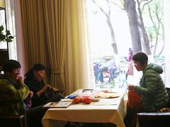 -意卡菲·欢乐聚会餐厅(华侨店)