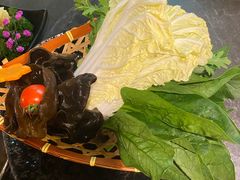 -湊湊火锅·茶憩(杭州湖滨银泰in77店)