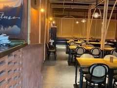 大堂-十三式重庆江湖菜(金茂览秀城店)
