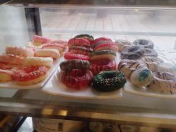 橱窗-明匠曲蛋糕西点屋(穗花新村店)