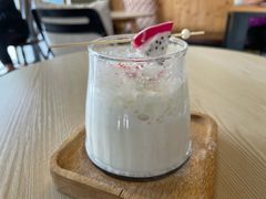 火龙果香蕉奶昔-251#coffee roasters(沿河东路店)