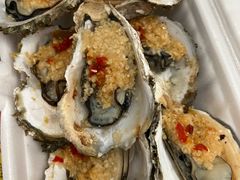 -蚝哥花姐湛江烤生蚝(美丽湾市场店)