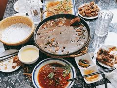 -八两八金·莱芜特色炒鸡(市南漳浦路店)