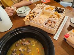 -菌乡缘·野生菌蒸汽鱼火锅(江边夜市店)