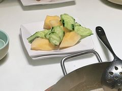 -洪氏嗨捞·猪肚鸡火锅(阳光天地店)