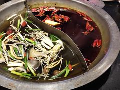 宽板凳菌汤鸳鸯锅-宽板凳老灶火锅(南礼士路店)