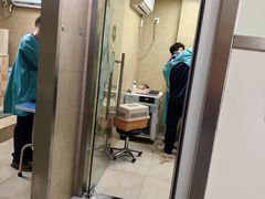 -佳雯宠物医院·皮肤科·内外科(春晓路分院)