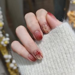 -桃色美甲沙龙