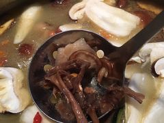 -野菌皇海景野生菌火锅(滨海大道店)