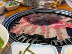 -唯成•韩国炭火烤肉 유성고기