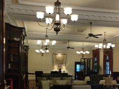 -Salon de Ville浦江汇(上海外滩华尔道夫酒店店)