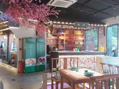 -荷塘秋月·本帮江浙菜(国权路店)