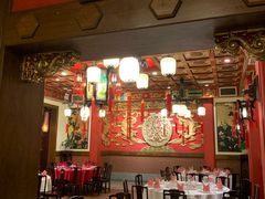 -梅龙镇酒家(南京西路总店)
