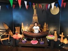 -彩虹云霄酒店75层国际自助餐