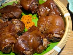 金牌烤猪蹄-中8楼风尚云南菜(颐堤港店)