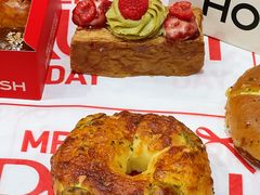 -HOT CRUSH趁热集合·现烤面包(环球港店)