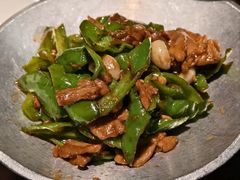 辣椒炒肉-前海沿·青岛菜(五四广场永旺店)