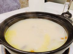 -煲王粤菜餐厅(中侨中心店)