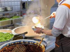 大堂-清真·金城老碗牛肉面揪面片(兰州总店)