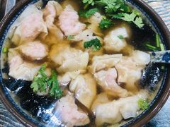 -老谢野馄饨(延安路店)