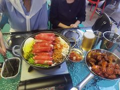 双拼炸鸡-MI WU FACTORY米屋美食工厂餐厅(绿地店)