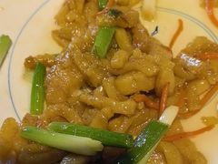 -头上红煨盐鸡·非遗院子餐厅
