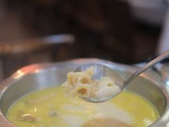 -鲜入围煮花胶鸡海鲜火锅