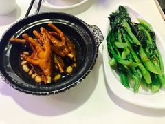 -新大咀港式茶餐厅(宝山万达店)