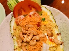 菠萝海鲜炒饭-mango tree芒果树泰国餐厅(青岛万象城店)