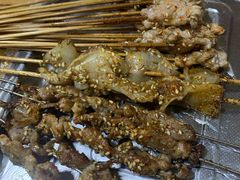 筋皮儿-勃利地摊·勃立小串烧烤