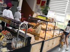 面包甜点陈列柜-贝丽多(采油三厂店)