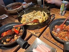 -啫两手·啫啫煲·小饭堂(龙城万科里店)