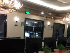 -网鱼电竞(杨浦中原店)