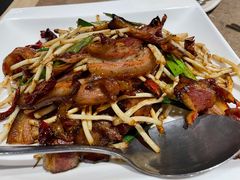 折耳根炒腊肉-酸喜·三度酸·贵州味