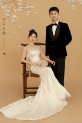 -雪中彩影婚纱摄影·微光艺术中心