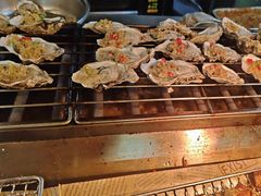 -四囍码头海鲜烧烤自助火锅(外滩南京东路悦荟广场店)