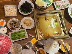 -东巴人鱼豆花火锅(幸福街店)