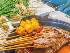-签多多串串香火锅