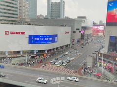 -万泊酒店(长沙五一广场国金中心店)